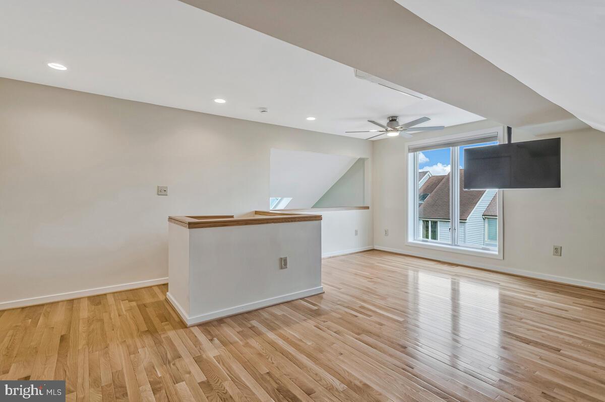 CHESAPEAKE LANDING - Residential