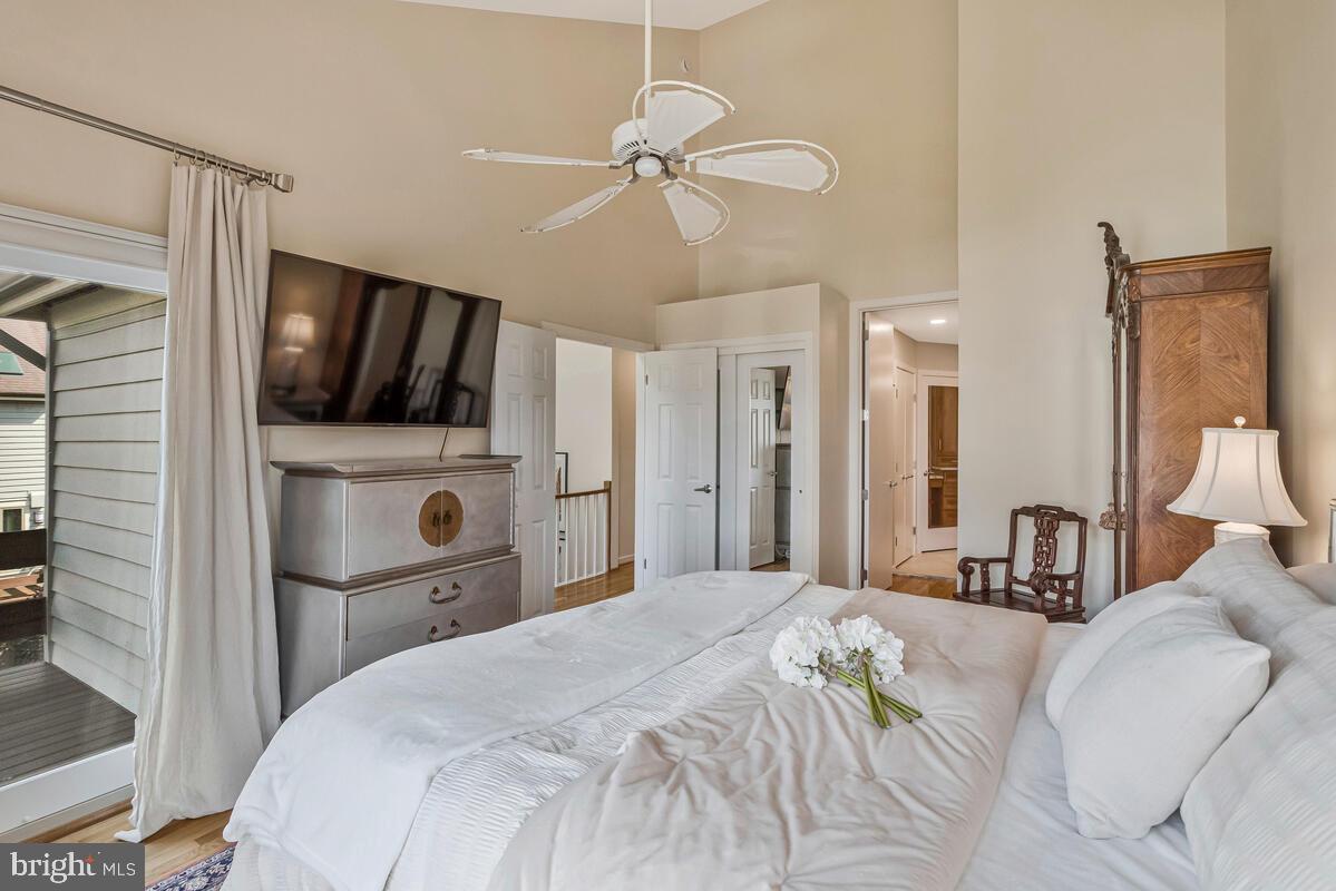 CHESAPEAKE LANDING - Residential