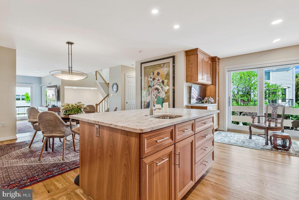 CHESAPEAKE LANDING - Residential