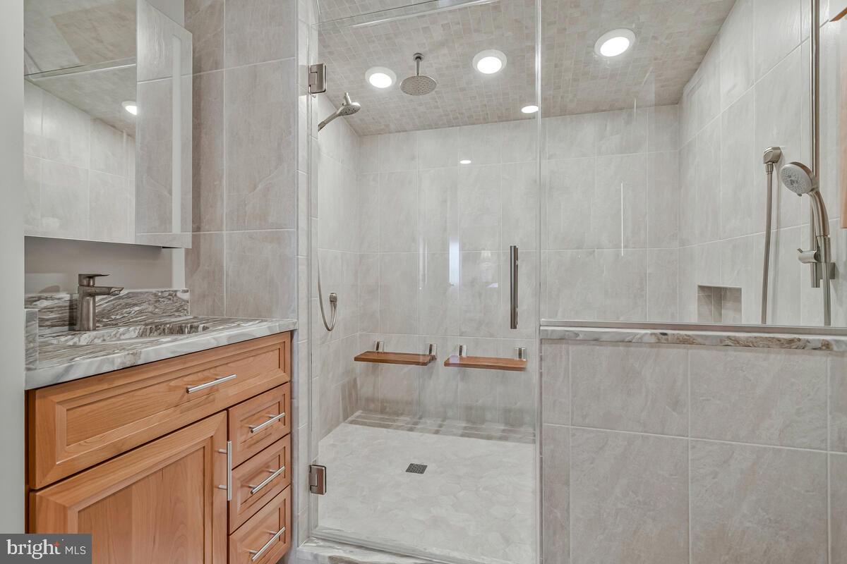 CHESAPEAKE LANDING - Residential