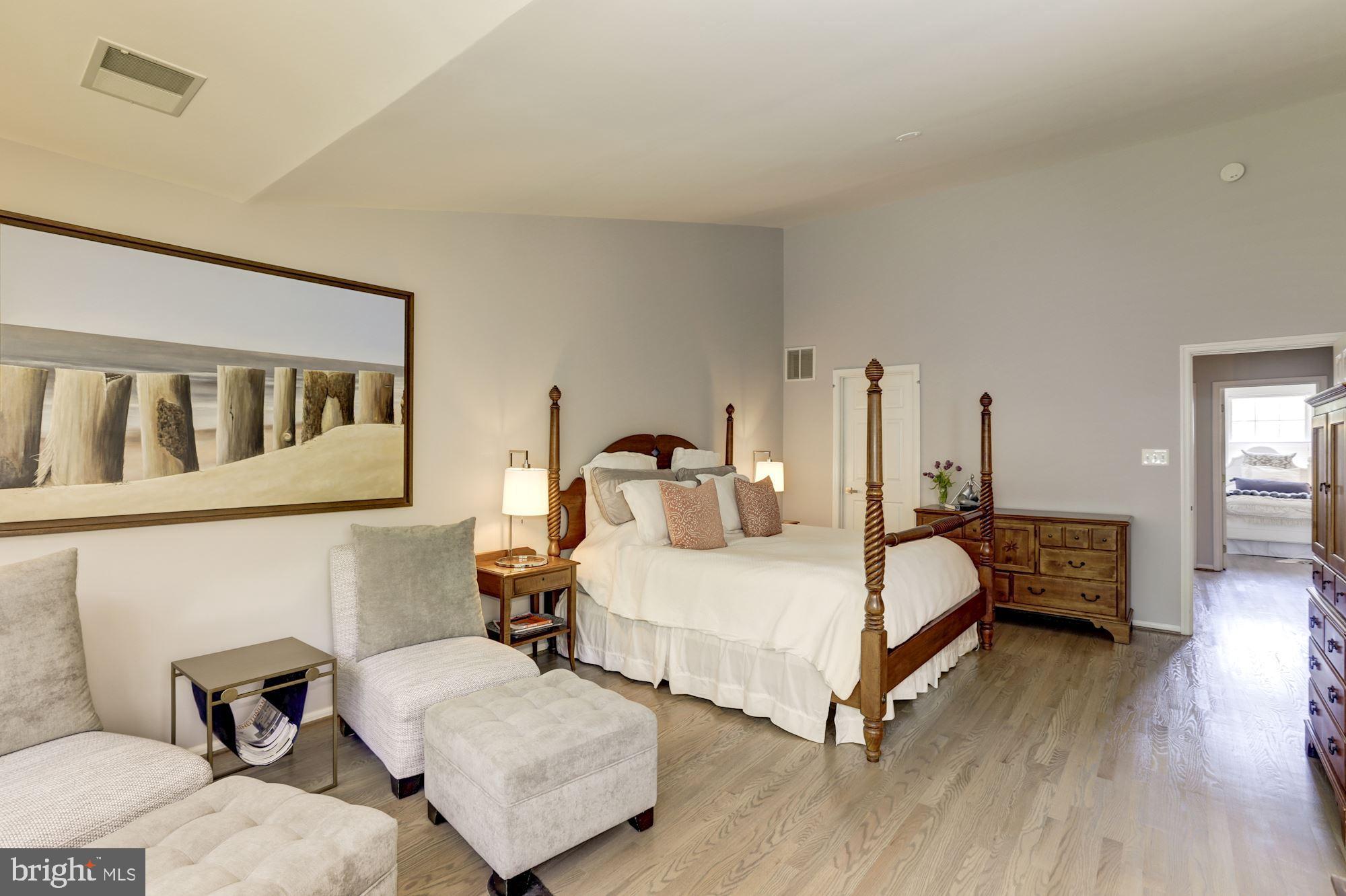 GOVERNORS GROVE - Residential Lease