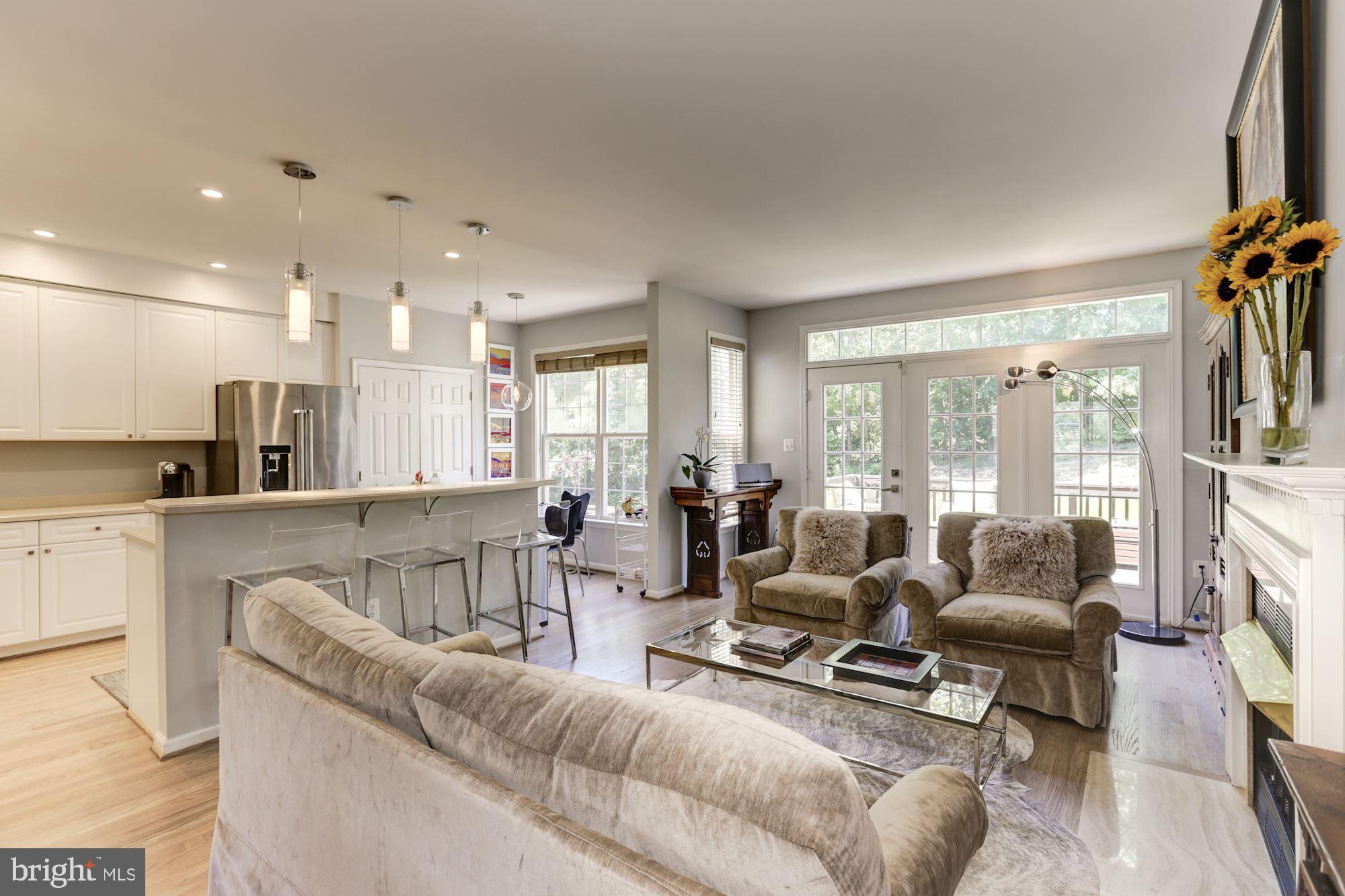 GOVERNORS GROVE - Residential Lease