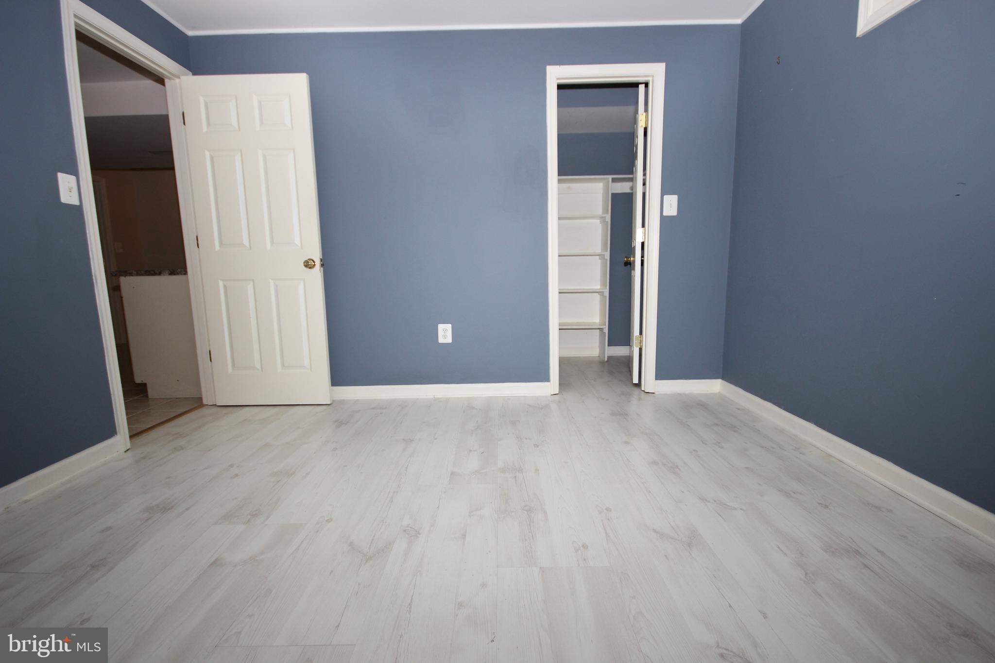 BRUNSWICK - Residential