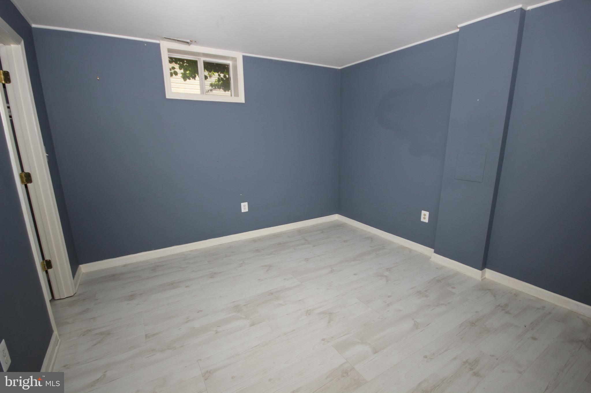 BRUNSWICK - Residential