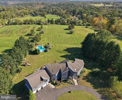 Photo for 215 E DARK HOLLOW ROAD