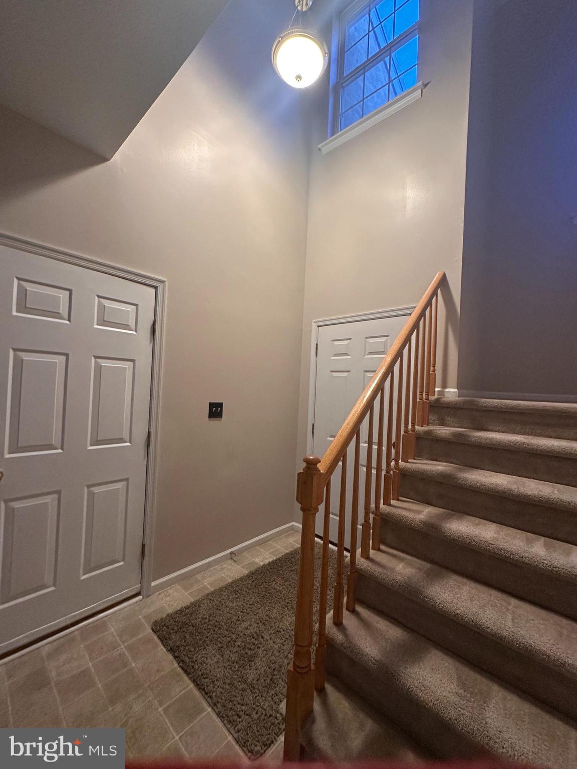 MONROE COURT - Residential Lease