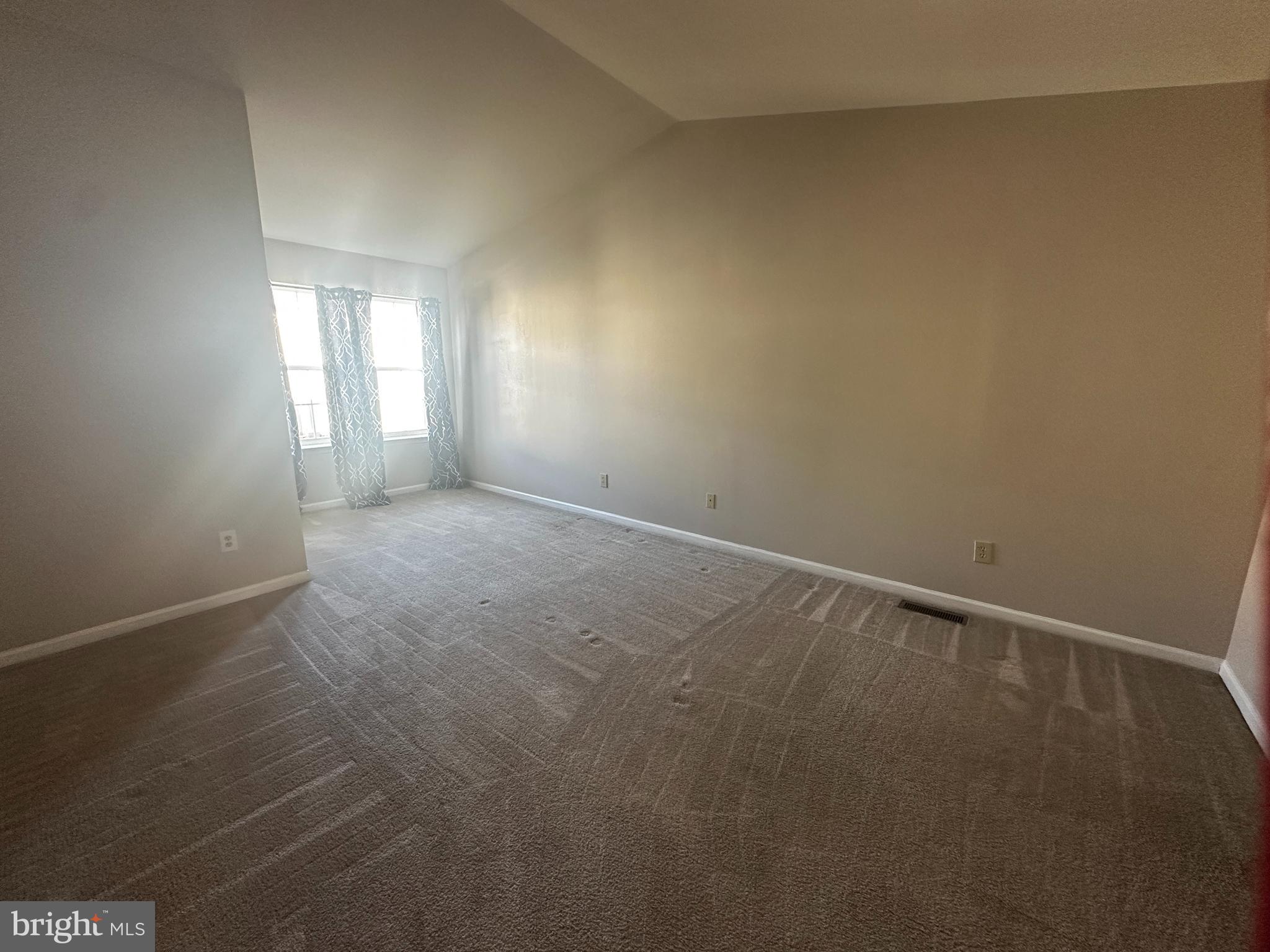 MONROE COURT - Residential Lease