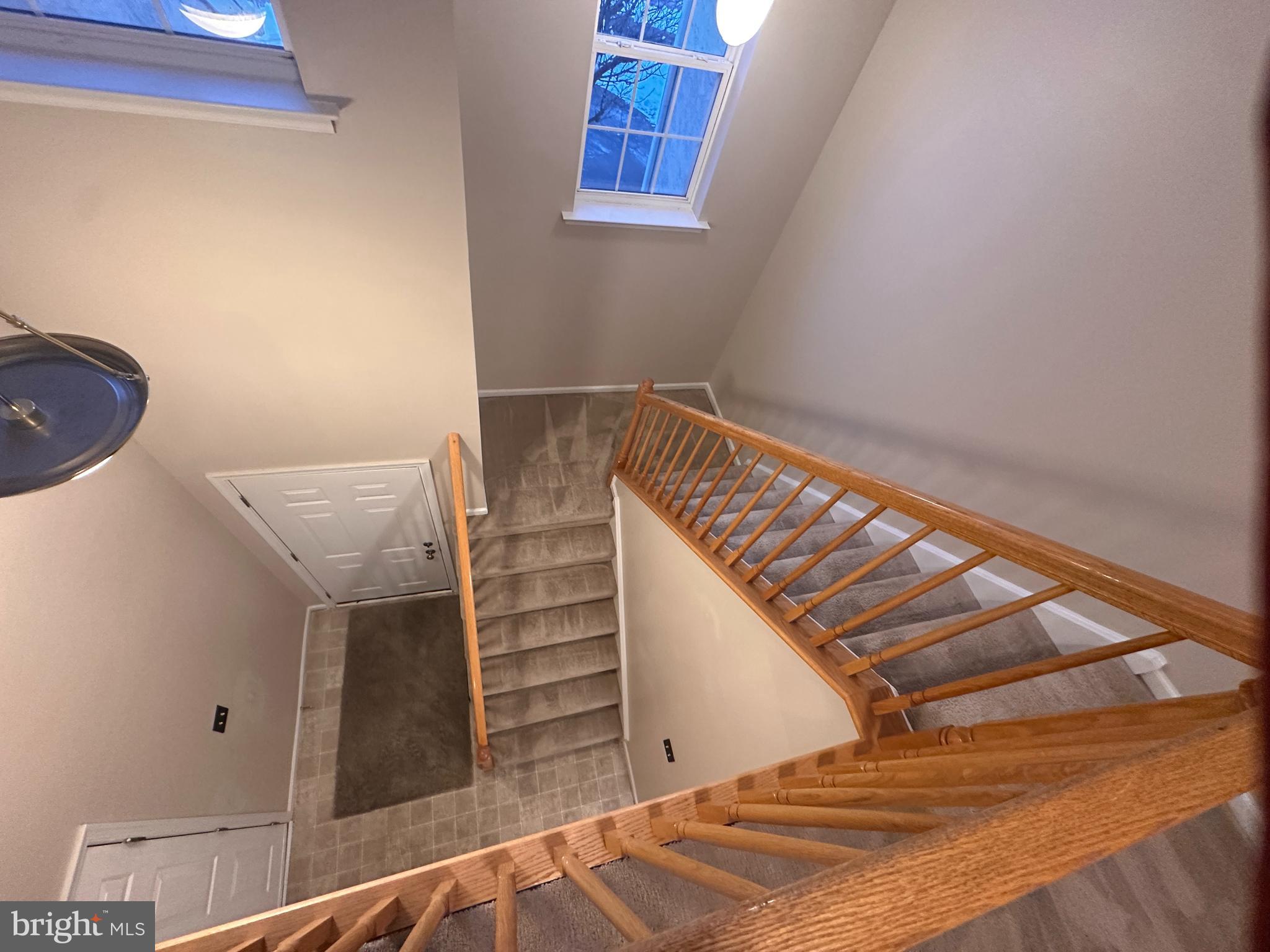 MONROE COURT - Residential Lease