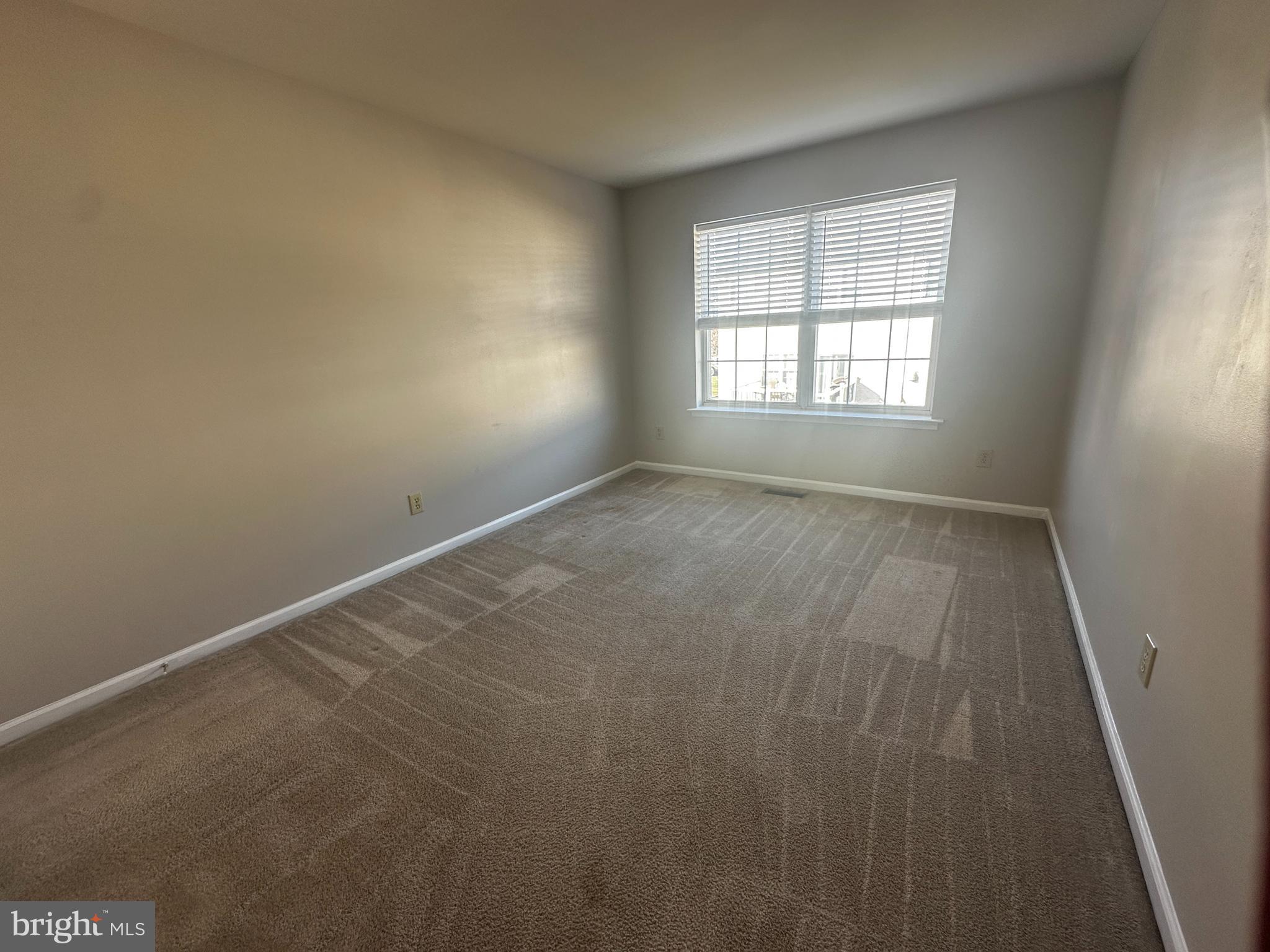 MONROE COURT - Residential Lease