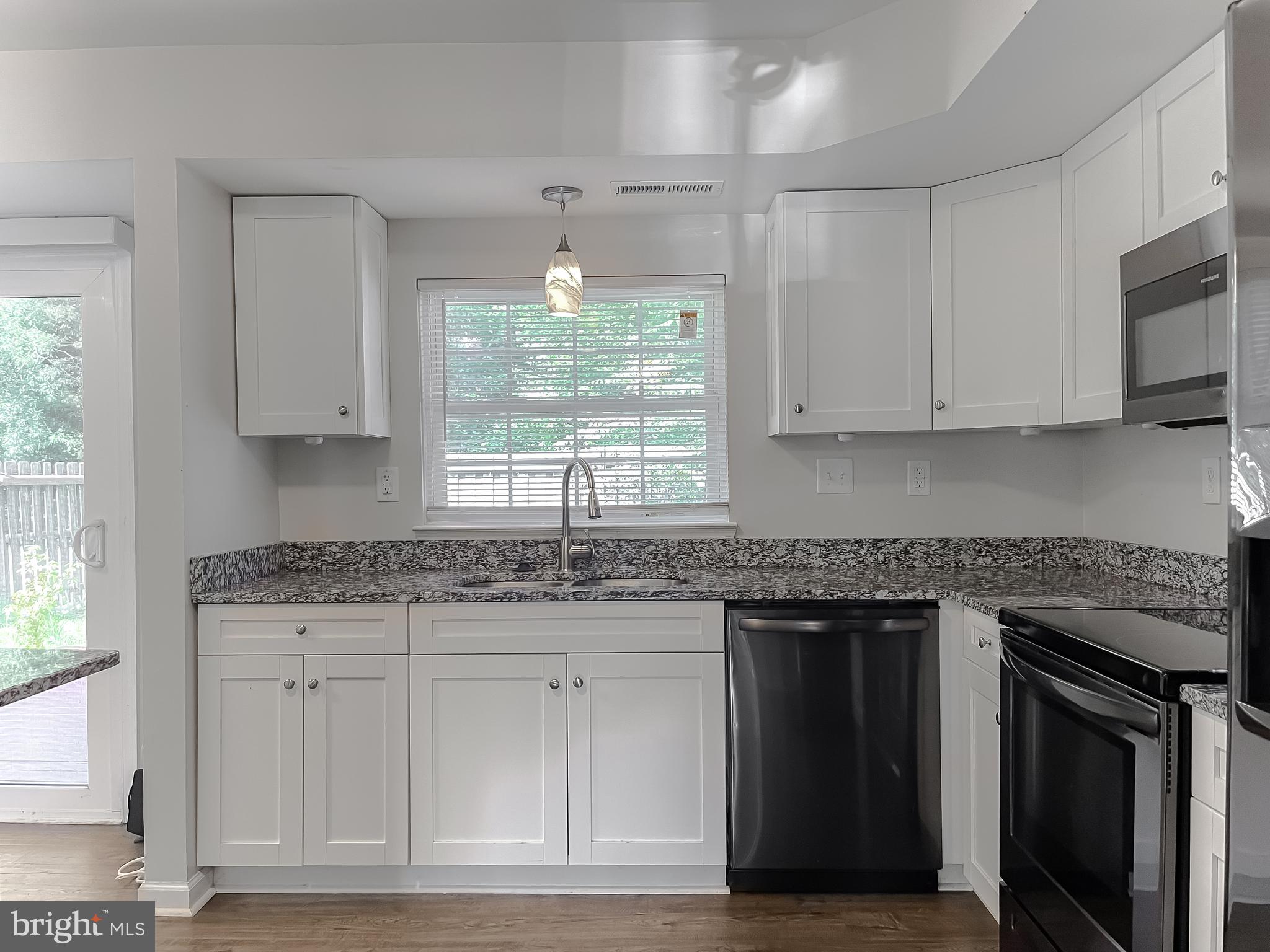 ST CHARLES SUB - HUNTINGTON - Residential