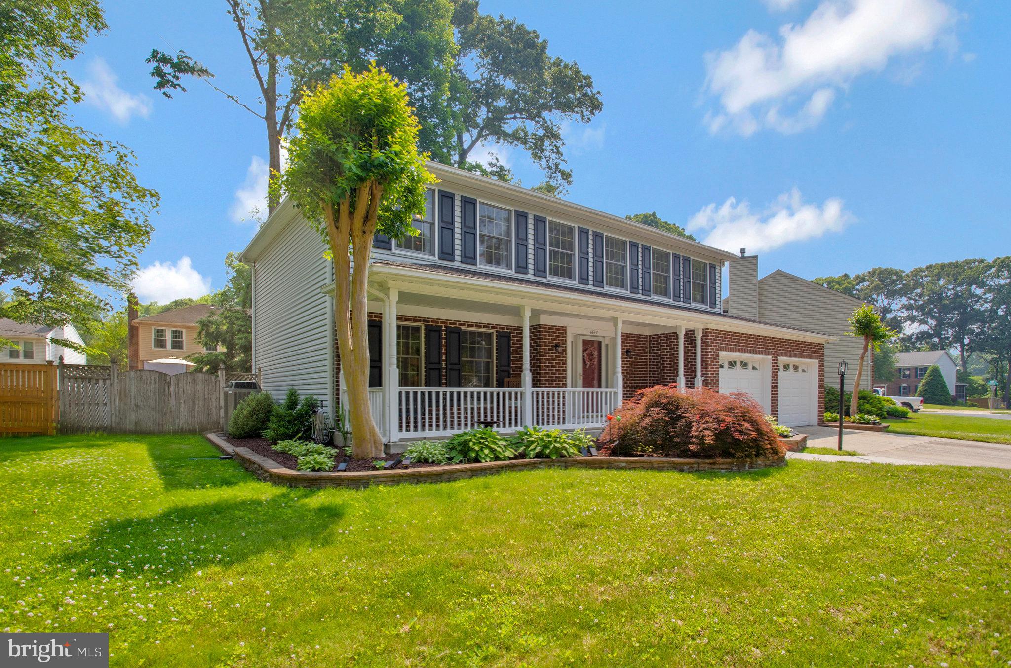 CROFTON WOODS - Residential