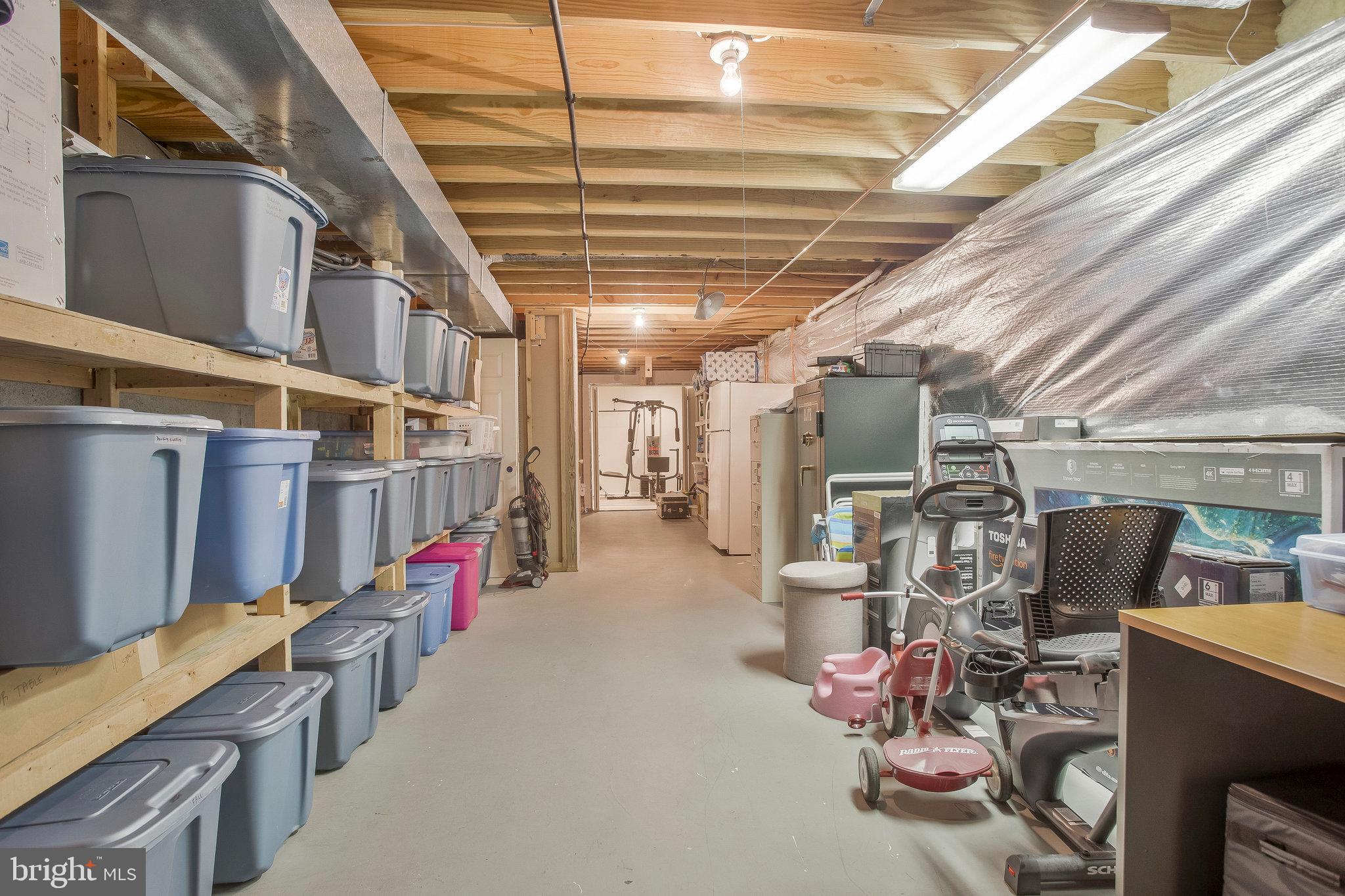 CROFTON WOODS - Residential