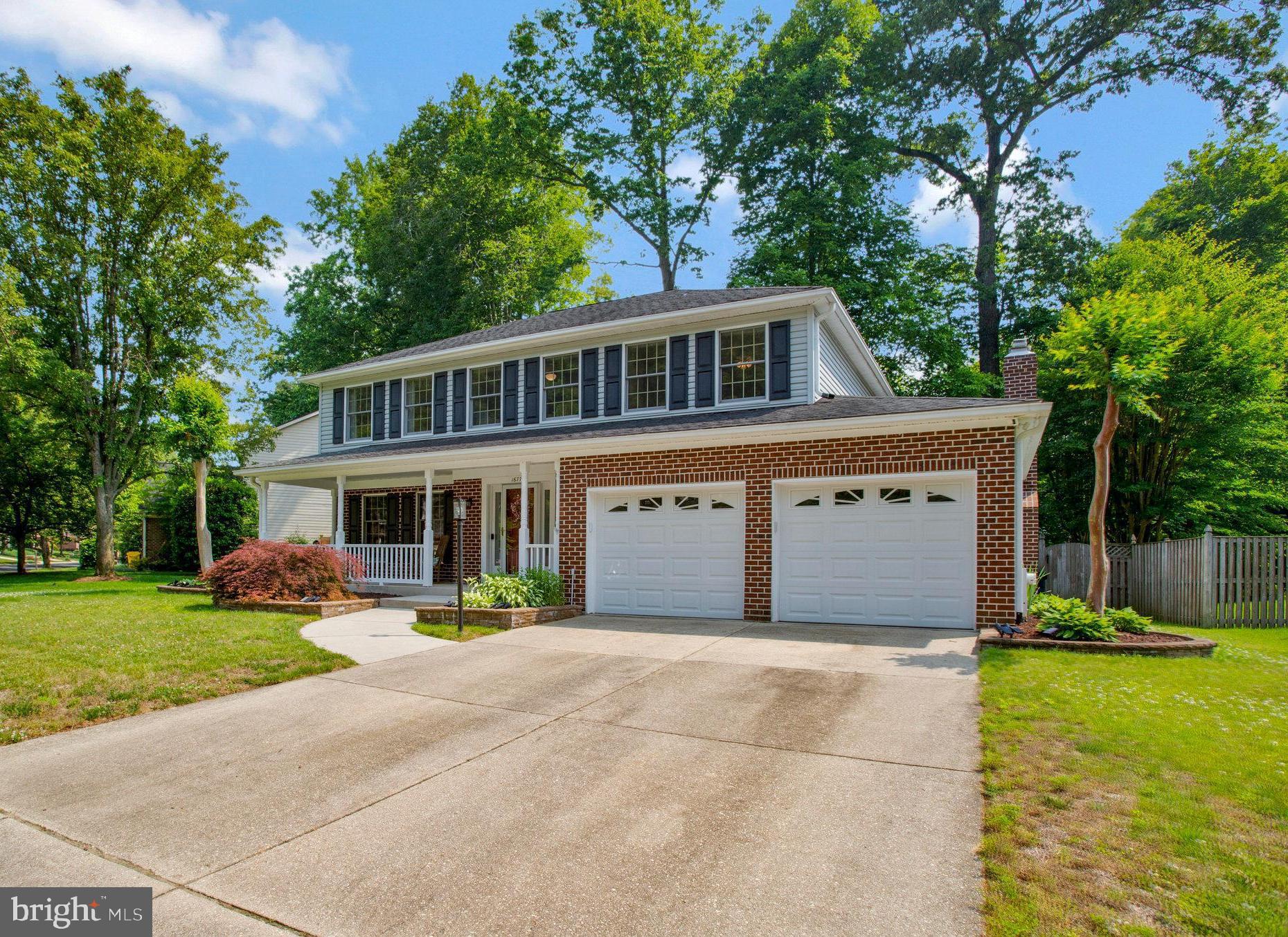 CROFTON WOODS - Residential