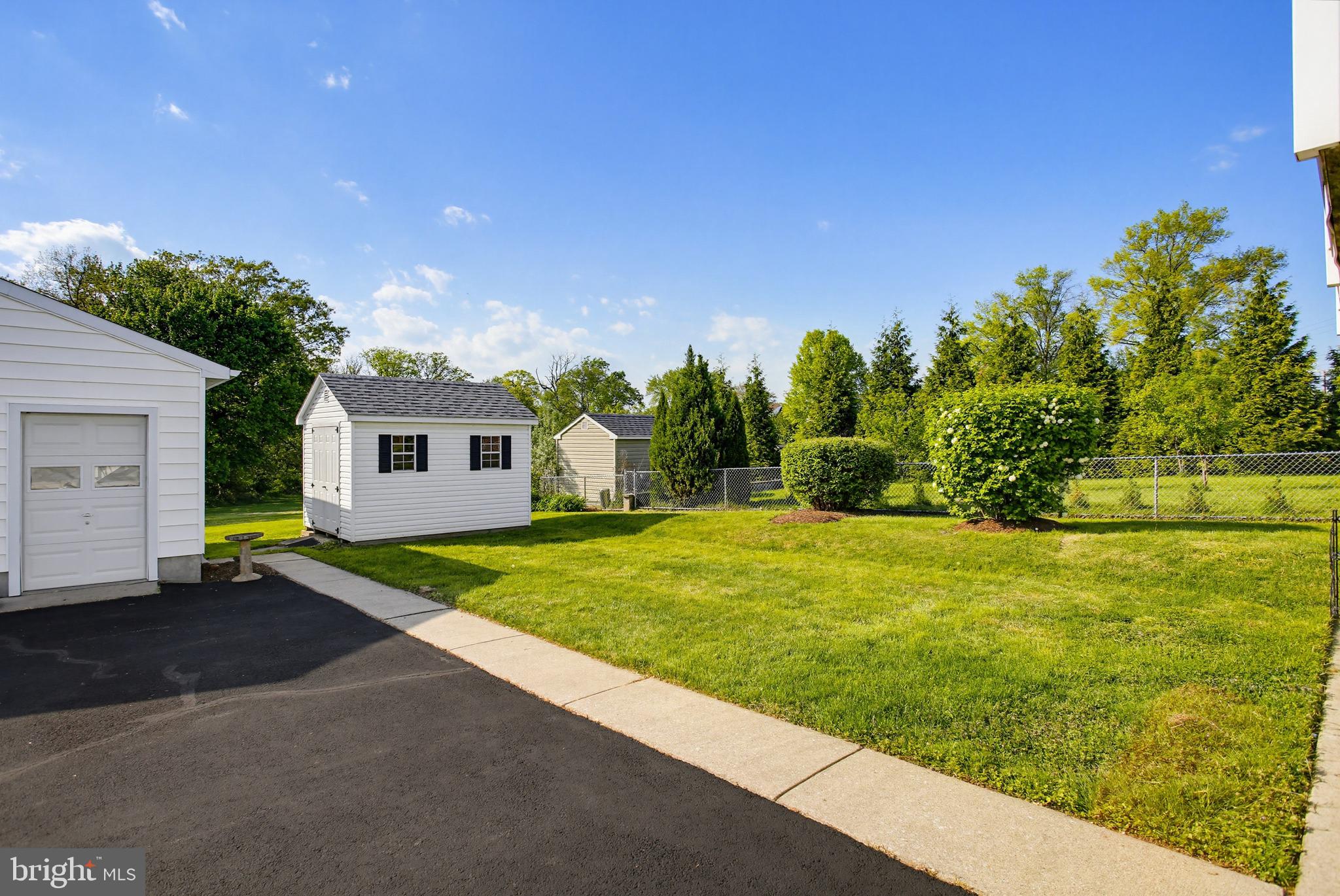 ROSEDALE/CAMELOT - Residential