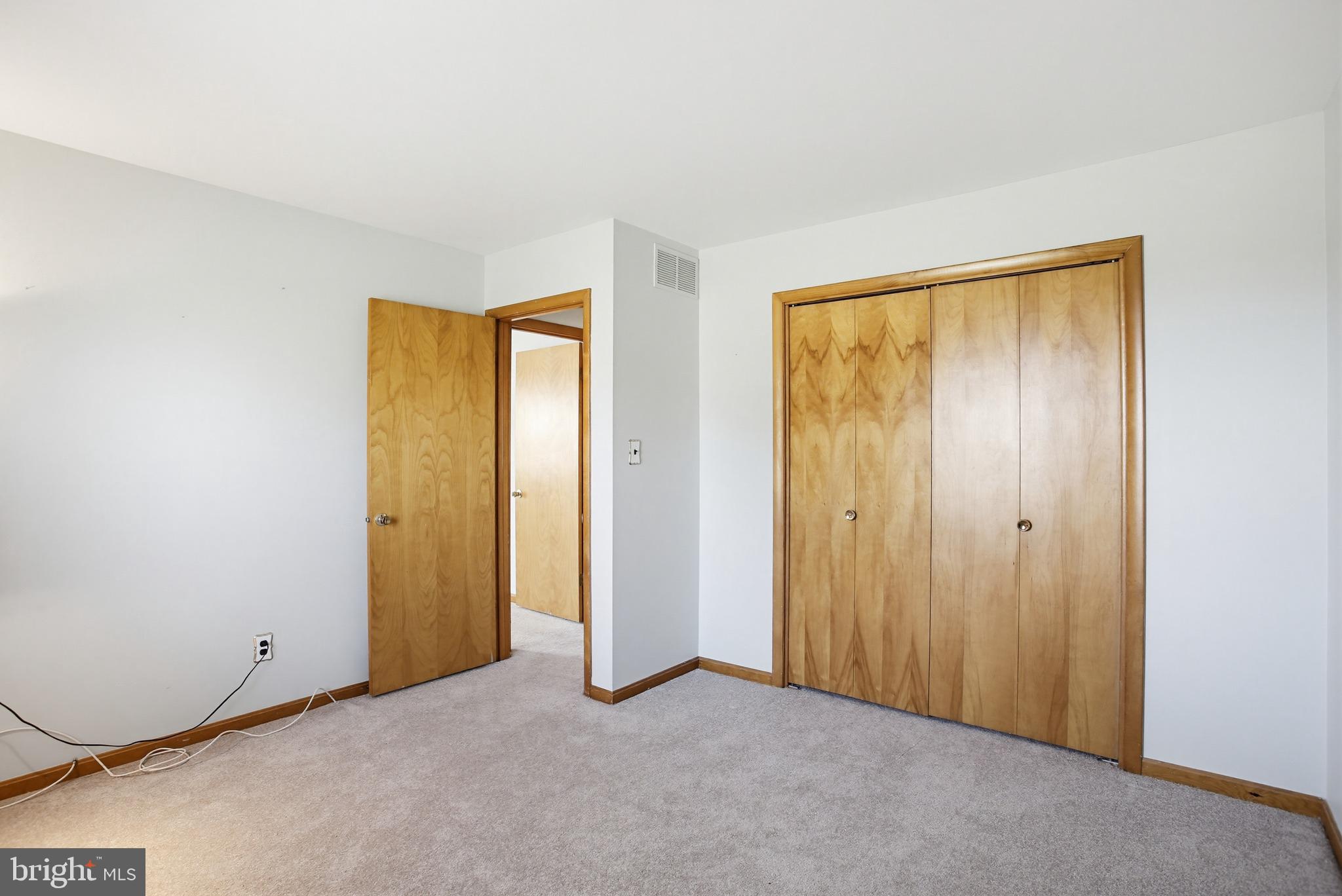 ROSEDALE/CAMELOT - Residential
