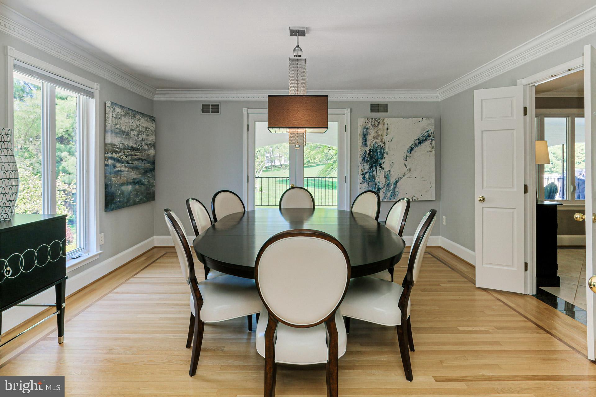 FERGUSON KNOLLS - Residential