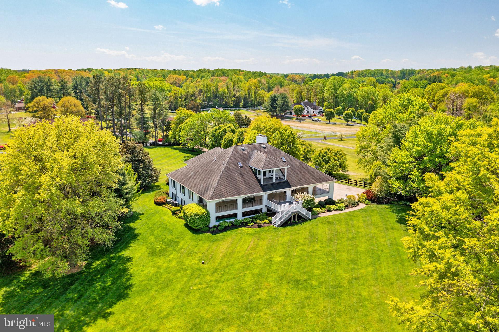 FERGUSON KNOLLS - Residential