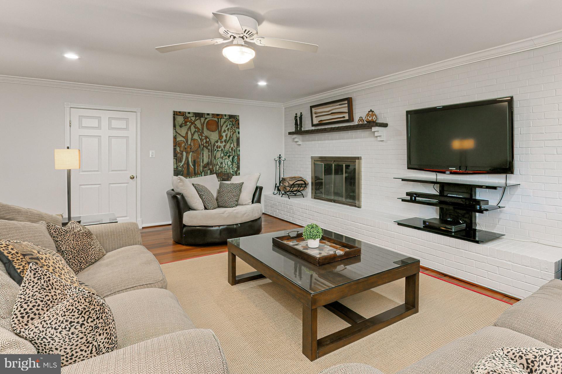 FERGUSON KNOLLS - Residential