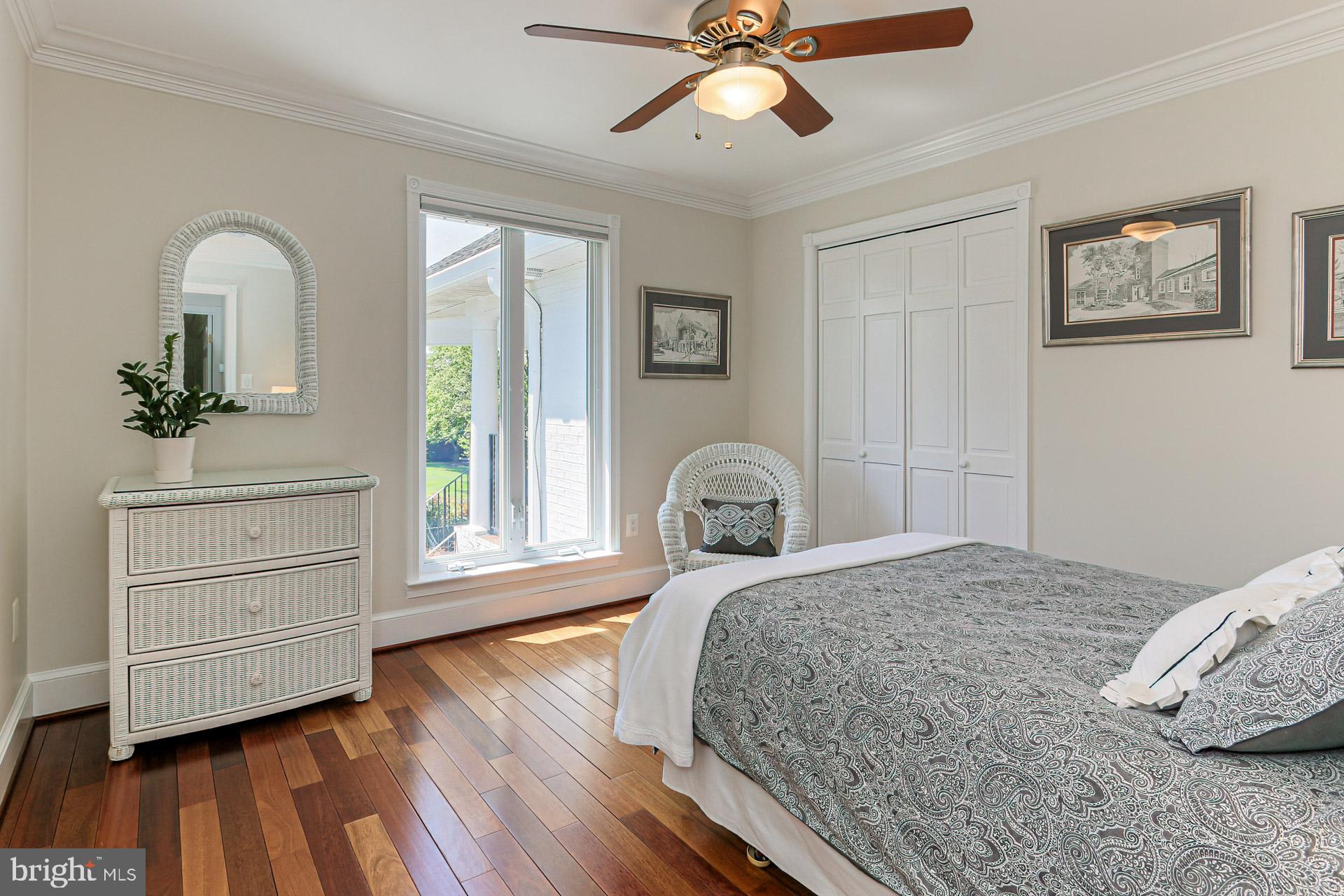 FERGUSON KNOLLS - Residential