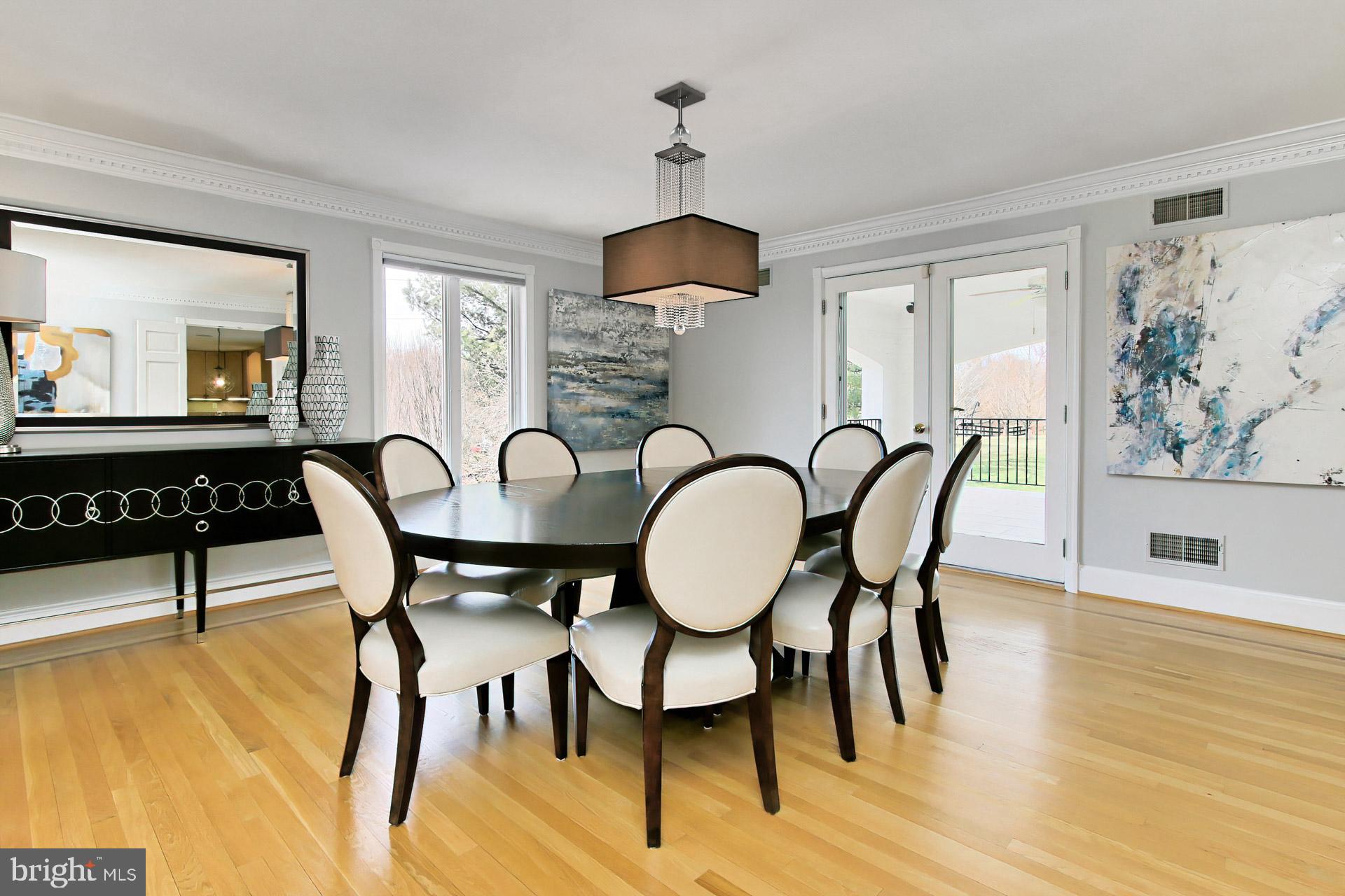 FERGUSON KNOLLS - Residential