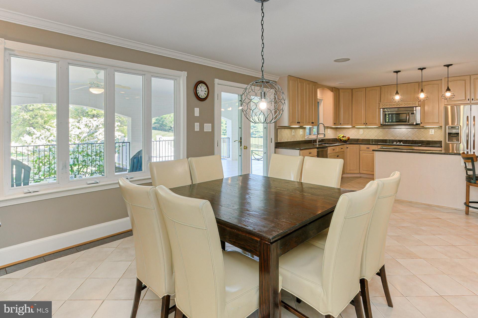 FERGUSON KNOLLS - Residential