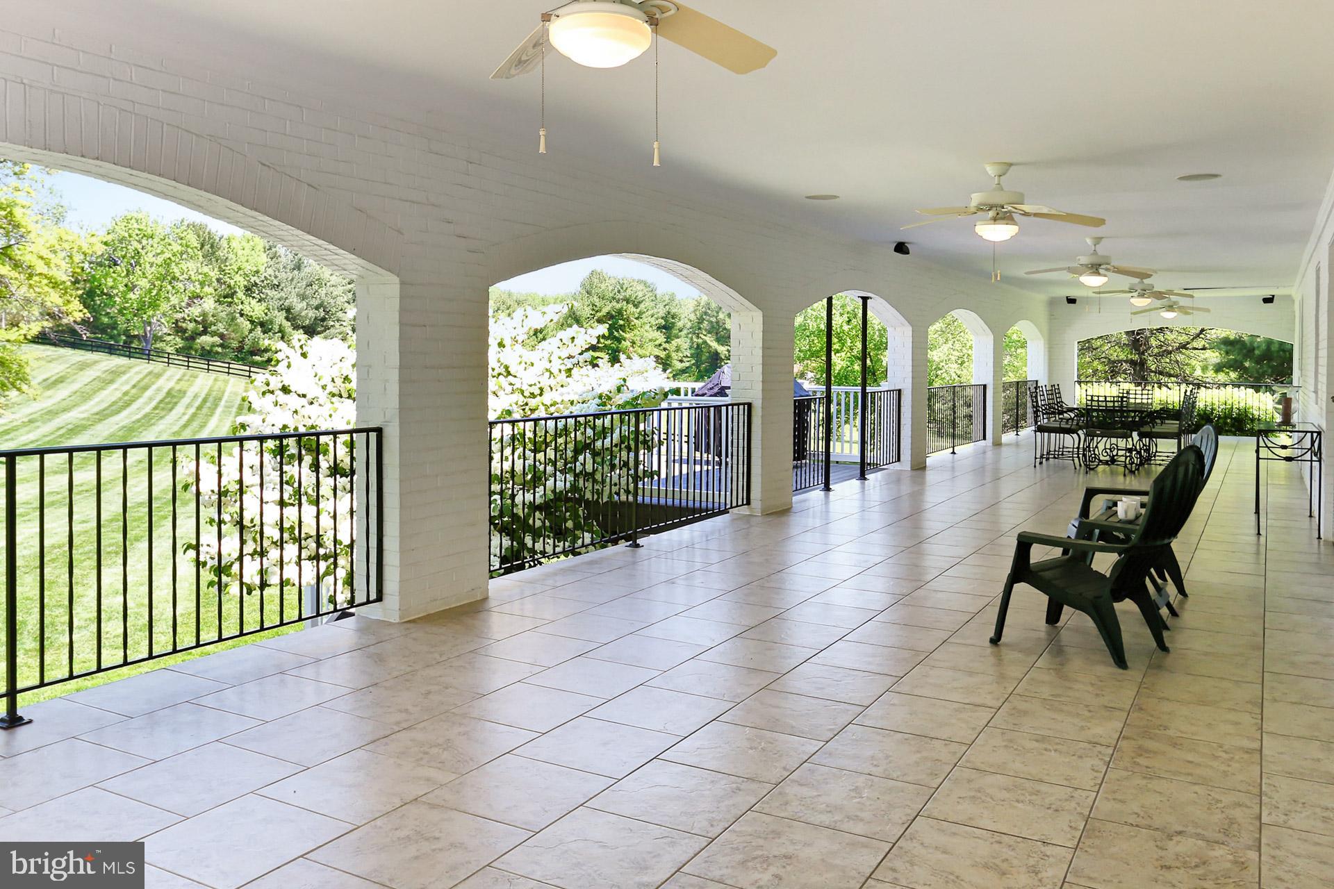 FERGUSON KNOLLS - Residential