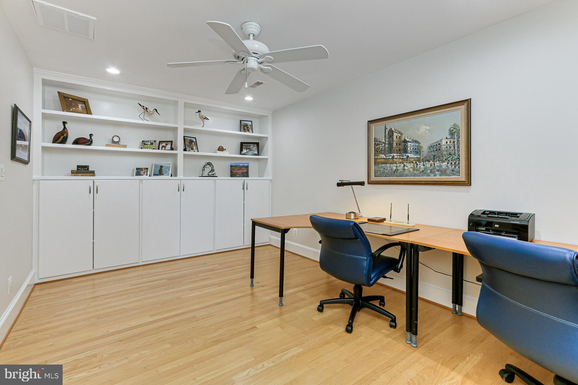 FERGUSON KNOLLS - Residential