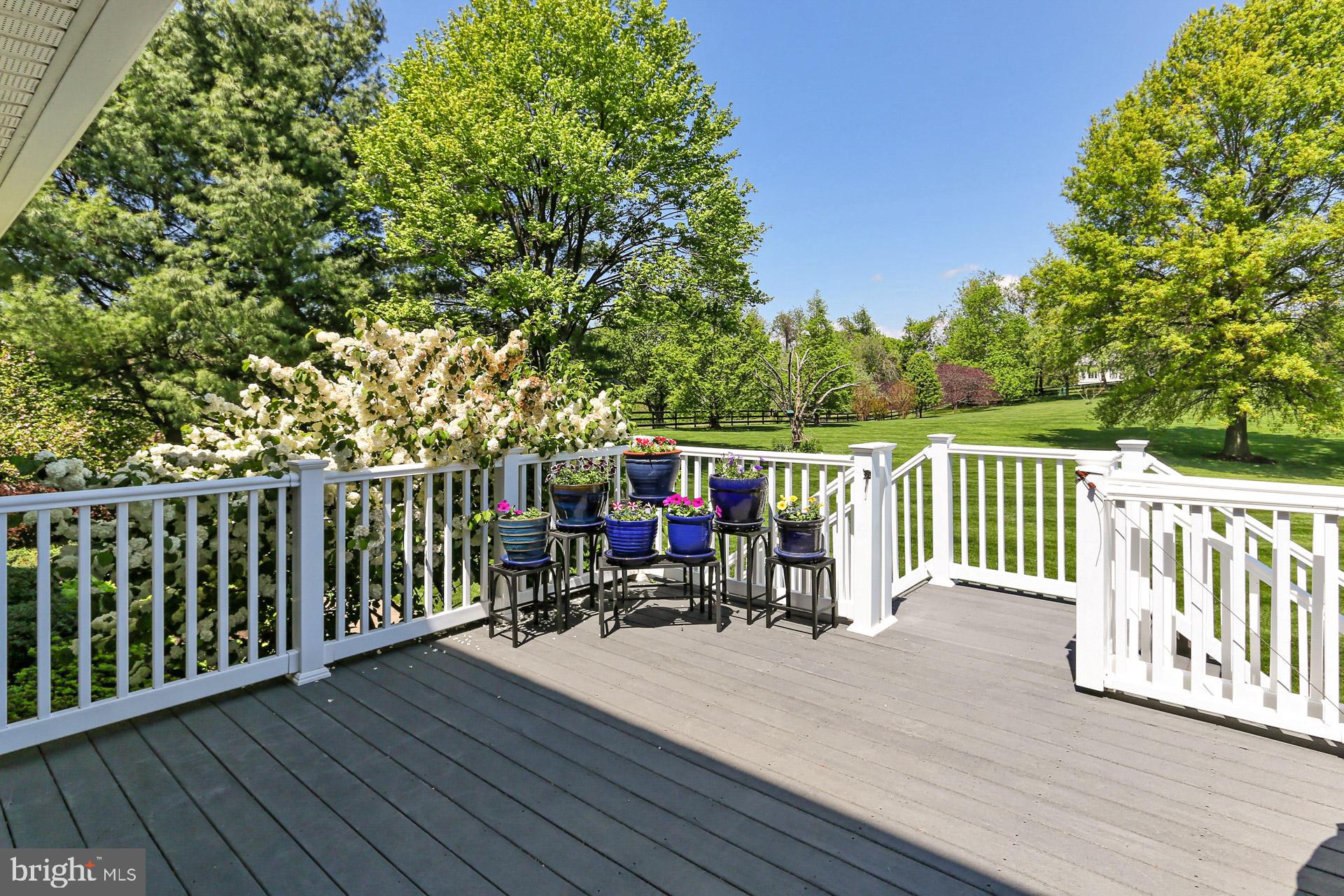 FERGUSON KNOLLS - Residential