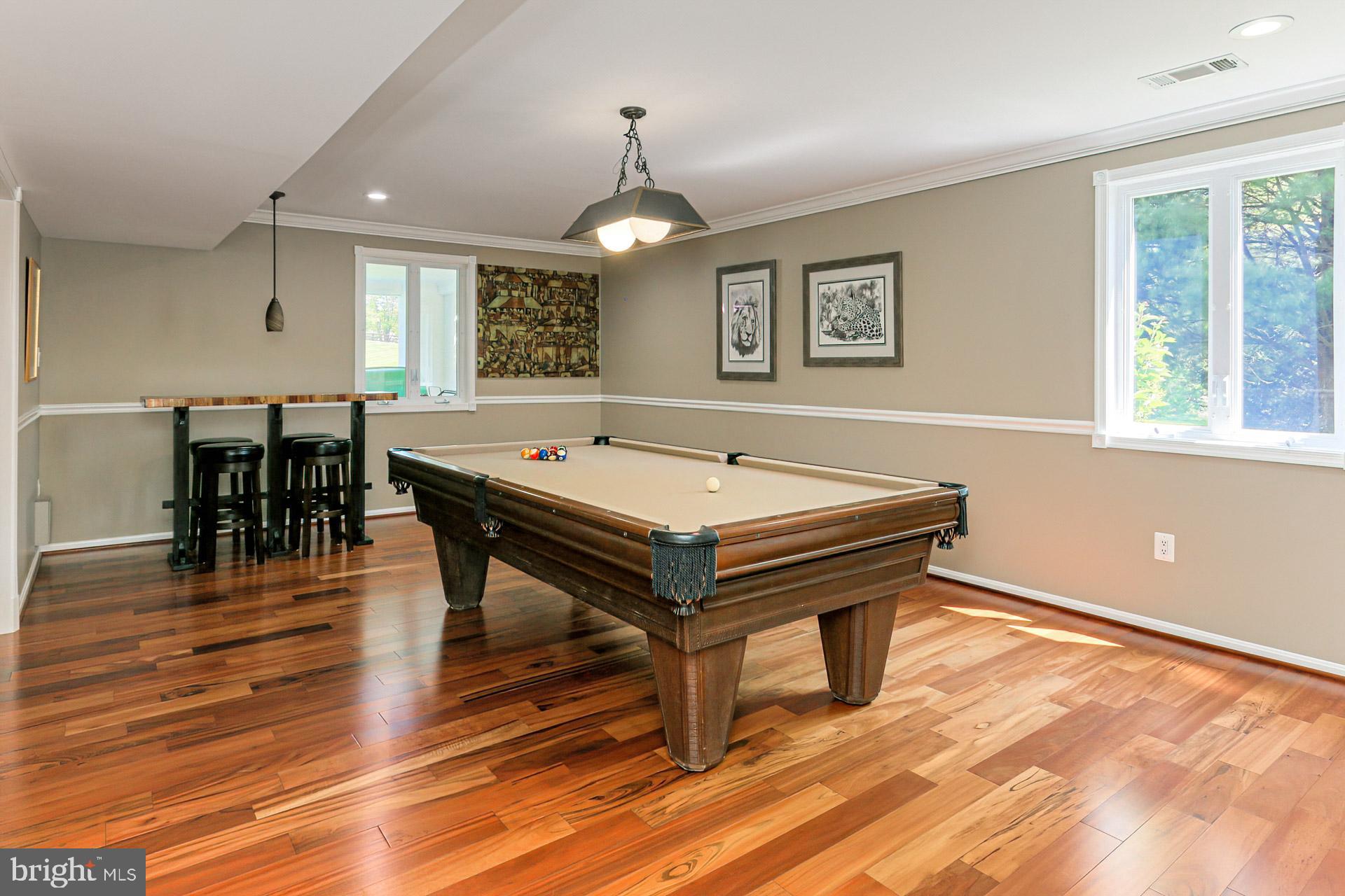 FERGUSON KNOLLS - Residential