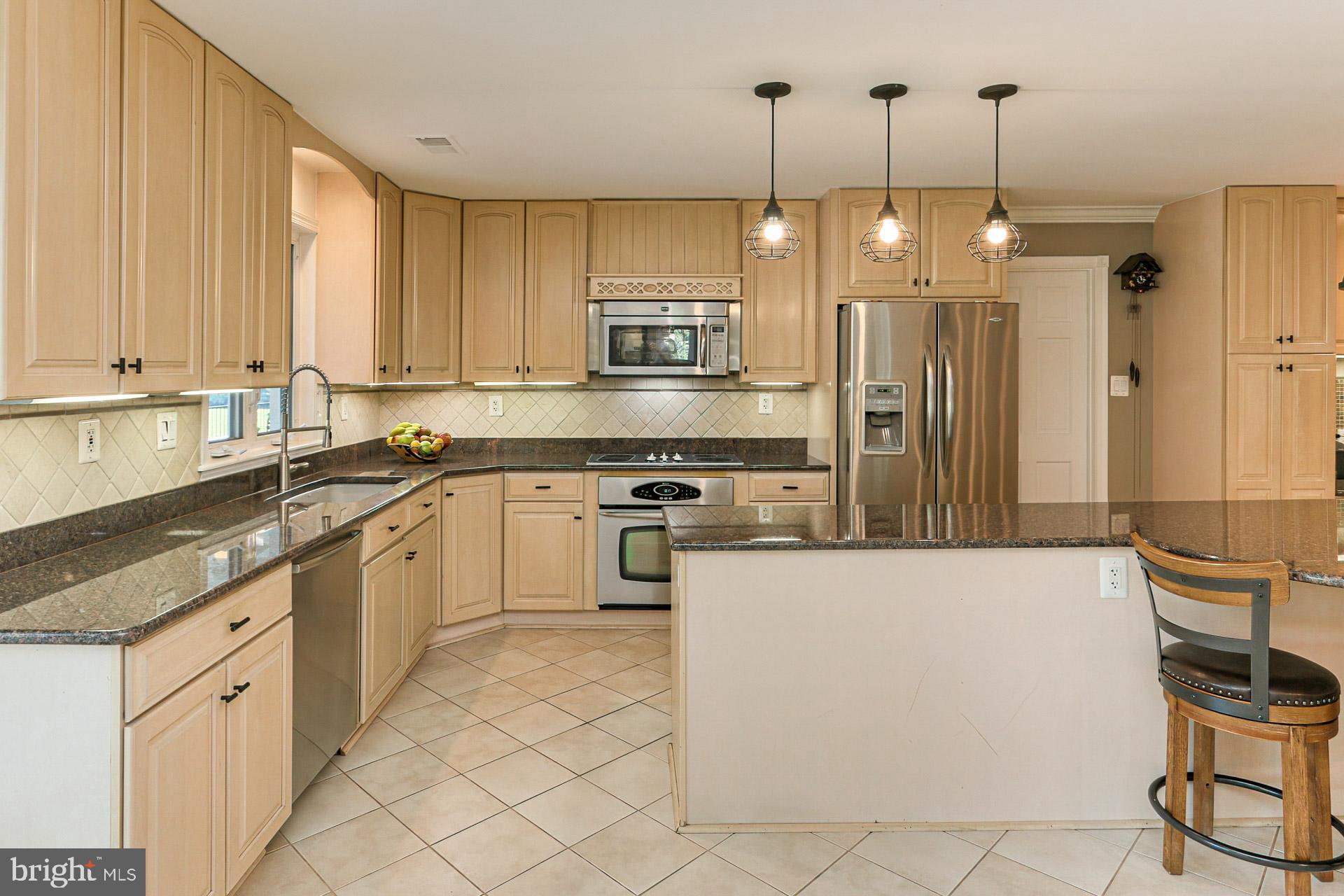 FERGUSON KNOLLS - Residential