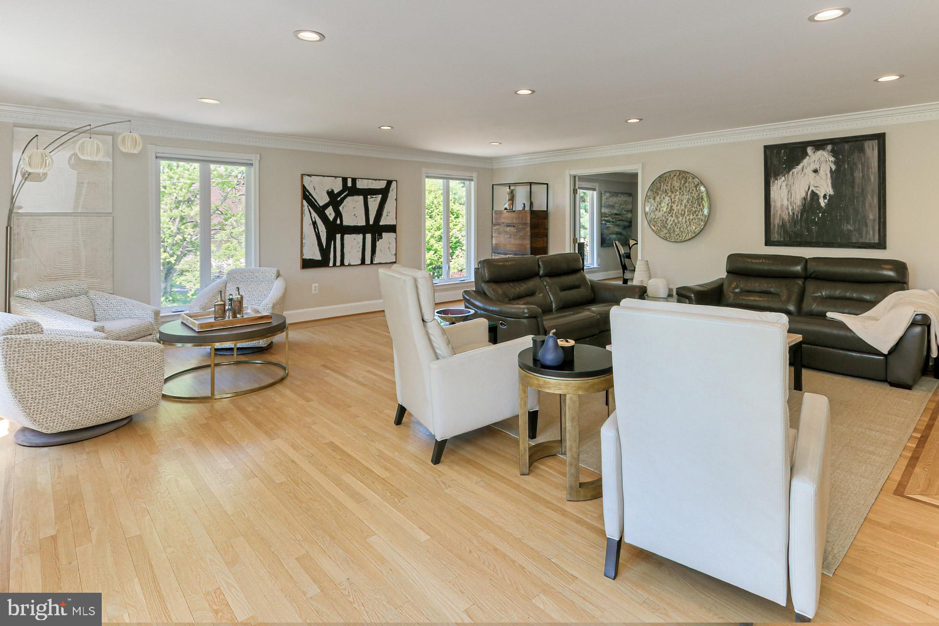 FERGUSON KNOLLS - Residential