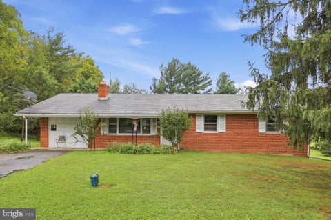 Homes For Sale - 7303 Ira Sears Road<br/> Frederick County, ADAMSTOWN, MD 21710