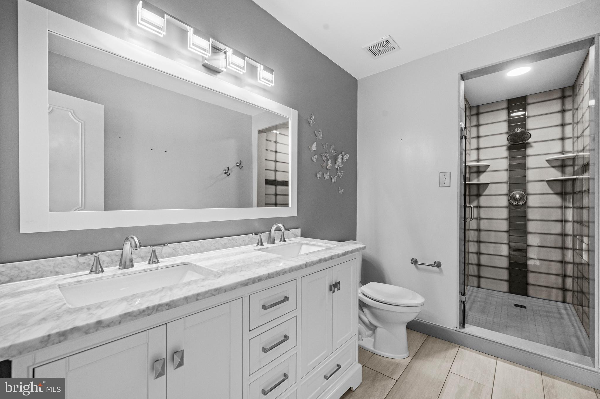 COLLINGTON CLUSTER - Residential