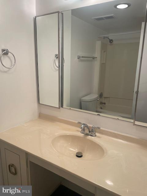 WATERGATE AT LANDMARK - Residential