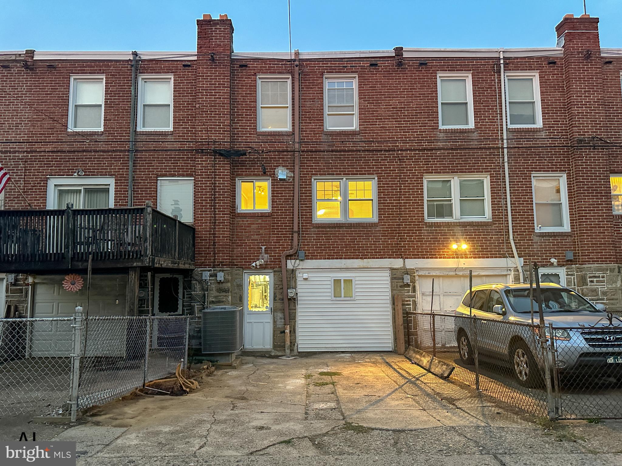 MAYFAIR (WEST) - Residential