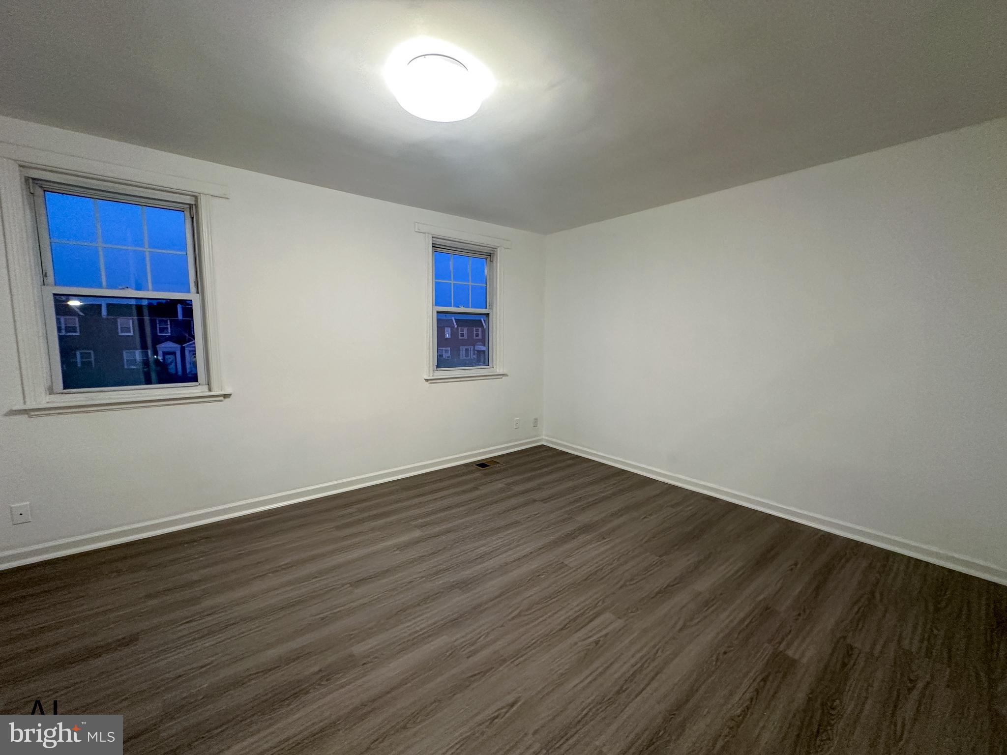 MAYFAIR (WEST) - Residential