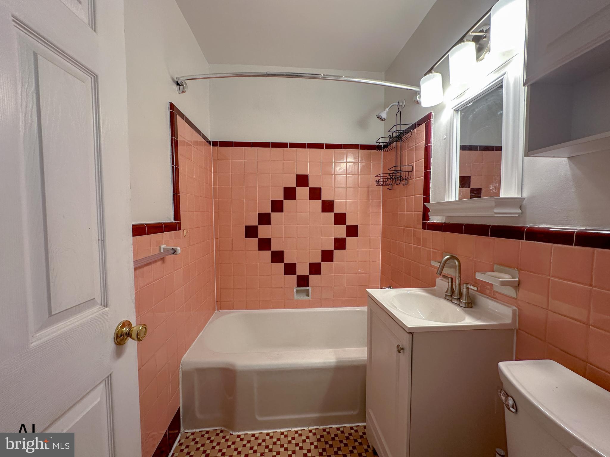 MAYFAIR (WEST) - Residential