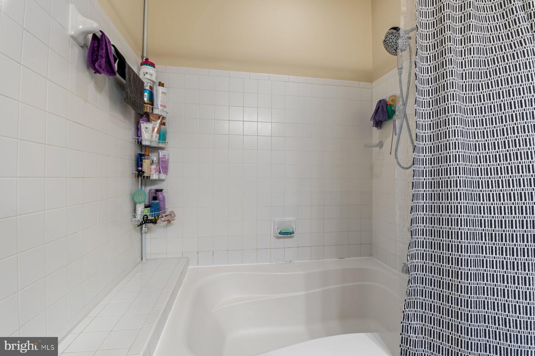 HIGH VIEW AT HUNT VALLEY - Residential