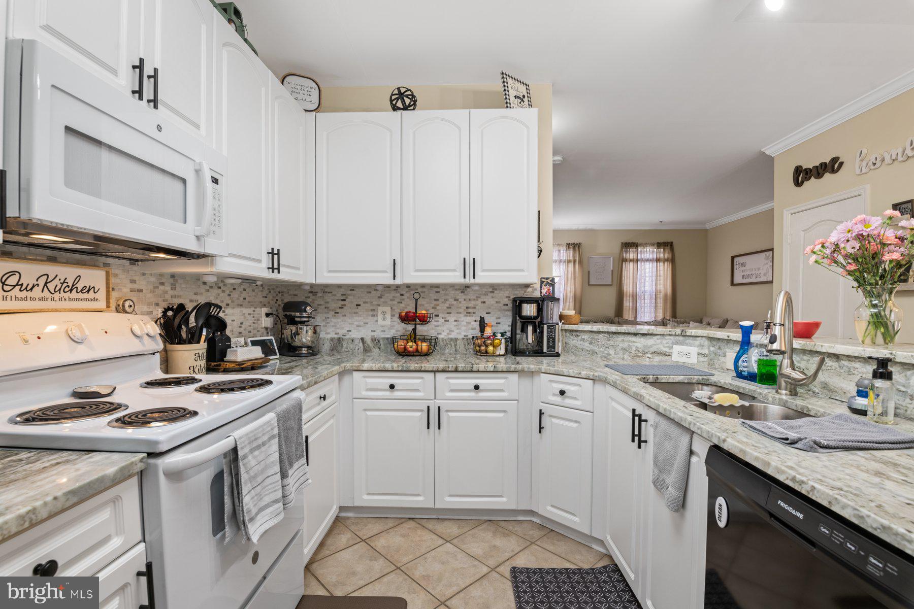 HIGH VIEW AT HUNT VALLEY - Residential