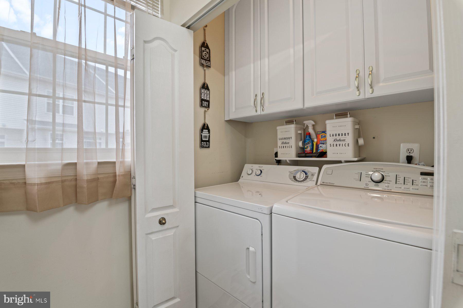 HIGH VIEW AT HUNT VALLEY - Residential