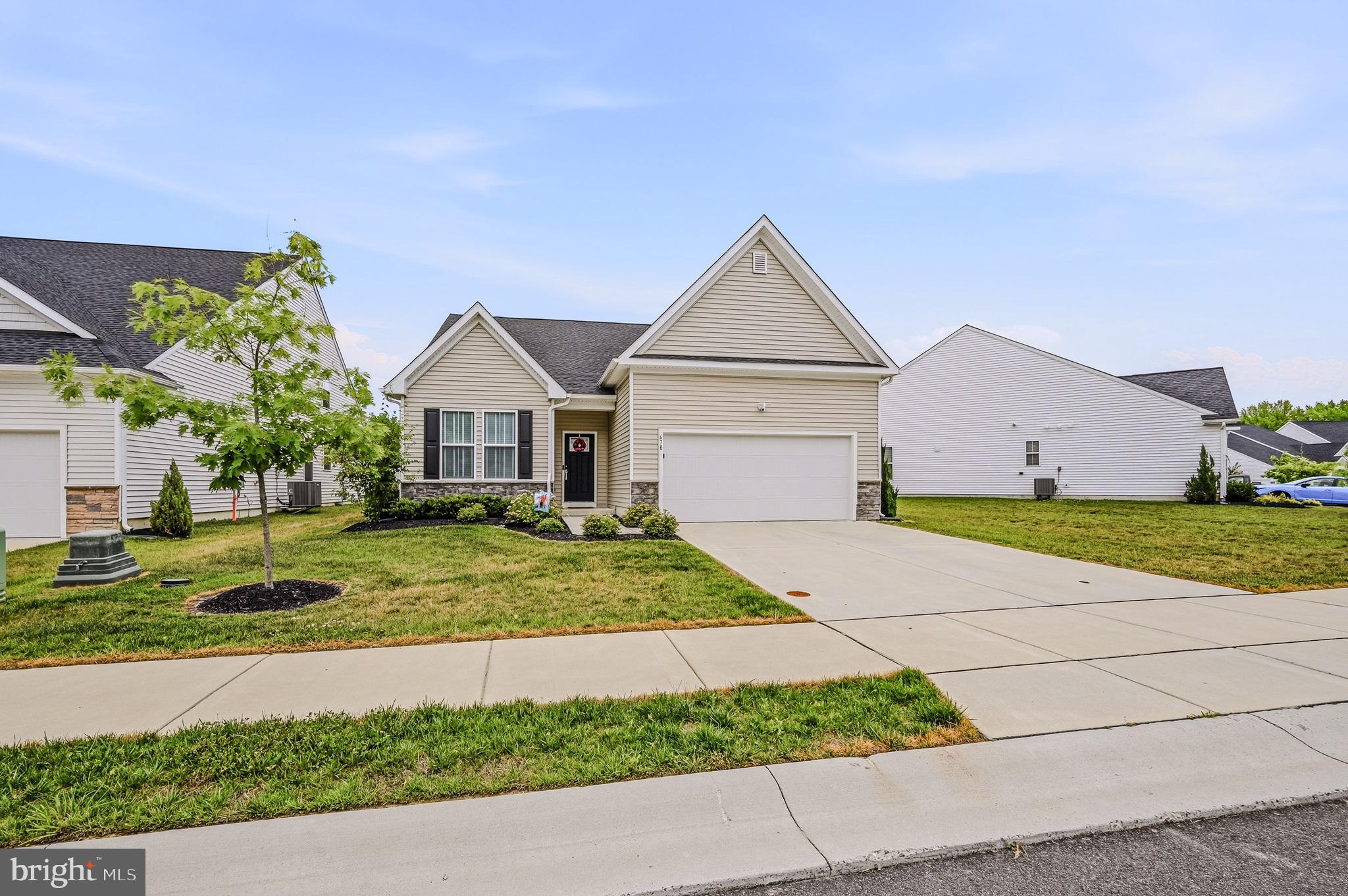 678 MAYFIELD FALLS DRIVE