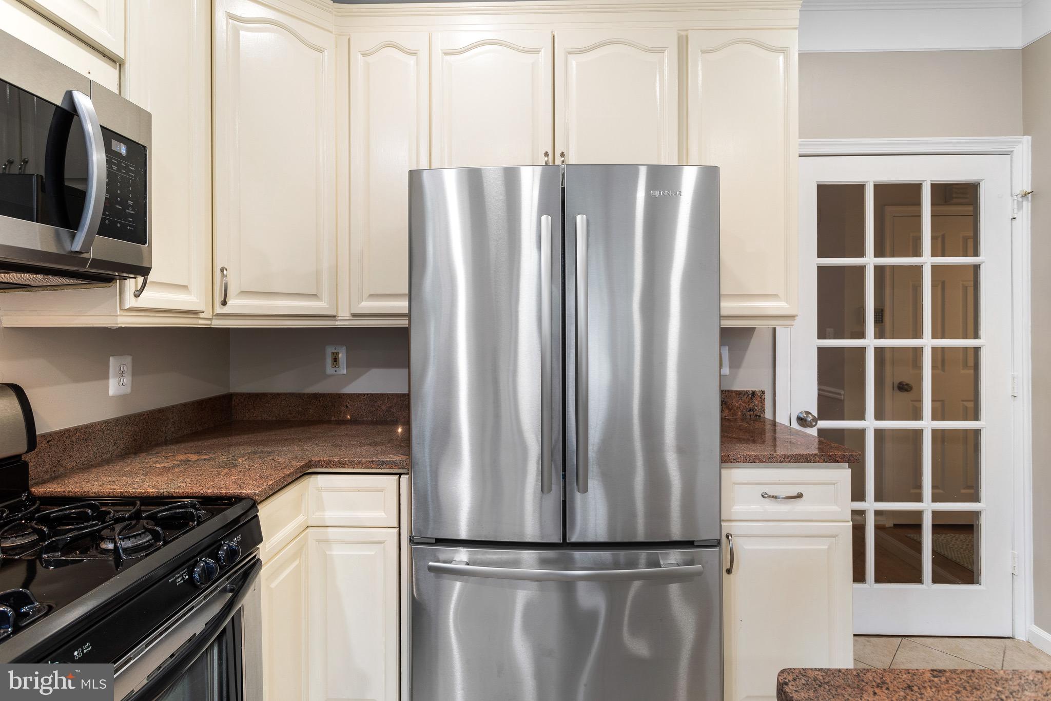 BALDWIN GROVE - Residential Lease