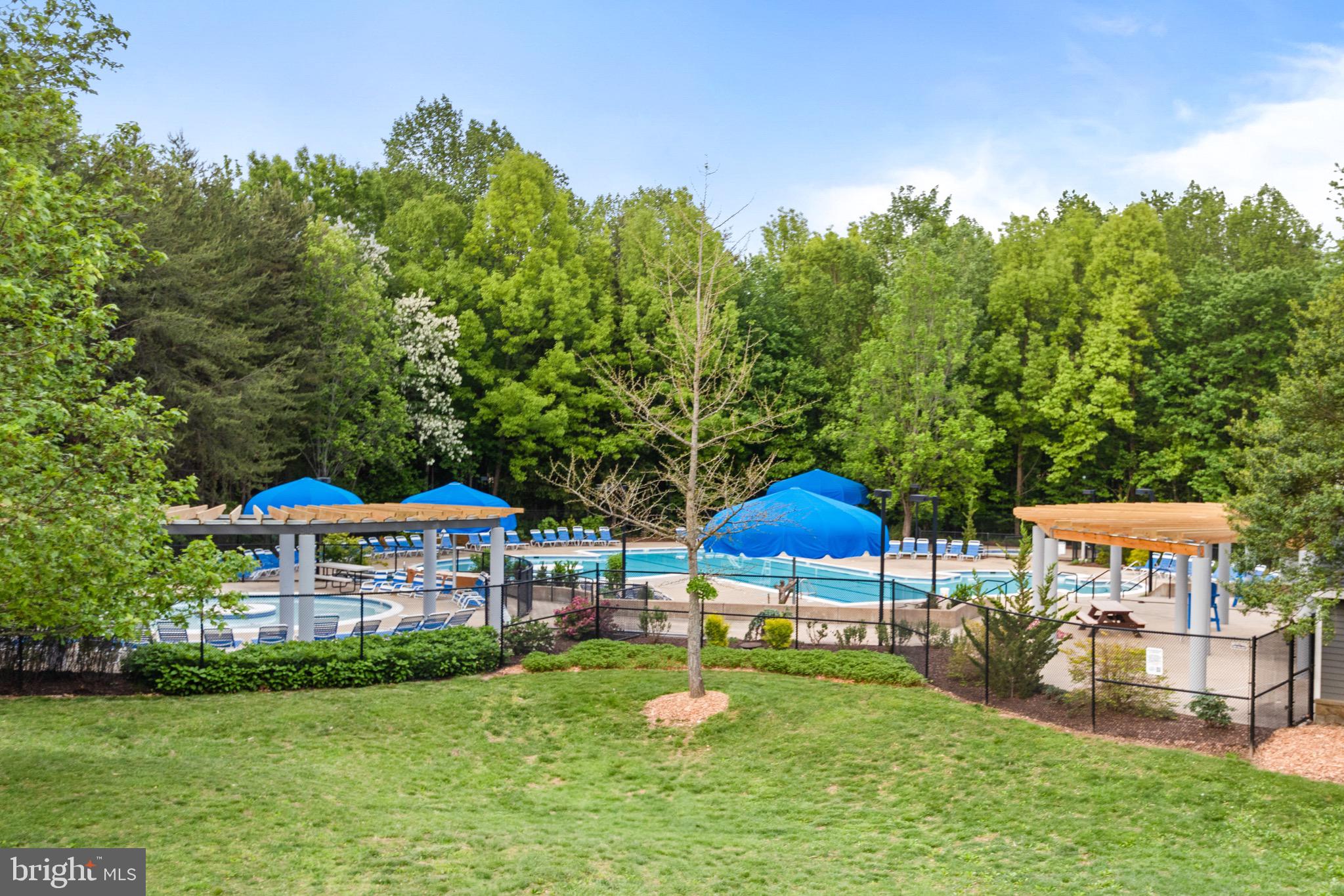 BALDWIN GROVE - Residential Lease