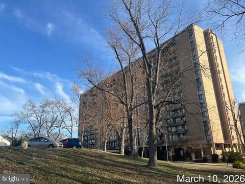Condo For Sale - 6100 Westchester Park Drive #707<br/> COLLEGE PARK, MD 20740