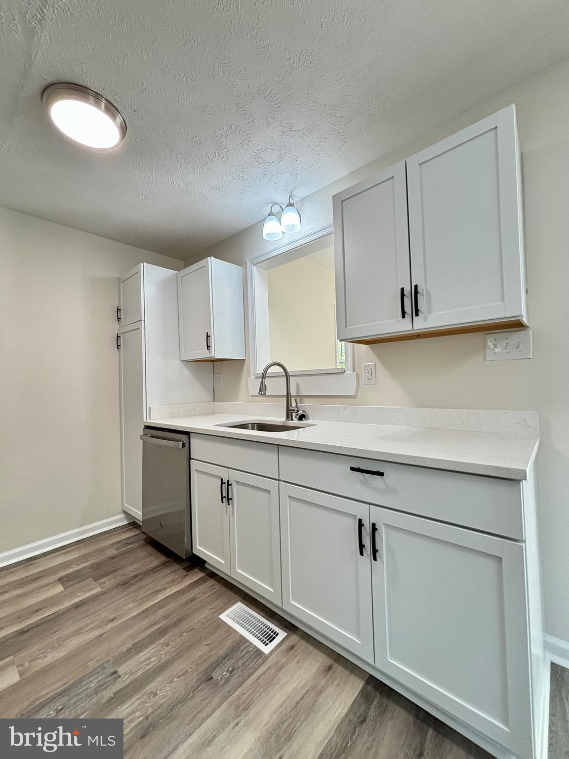 POTOMAC HEIGHTS - Residential