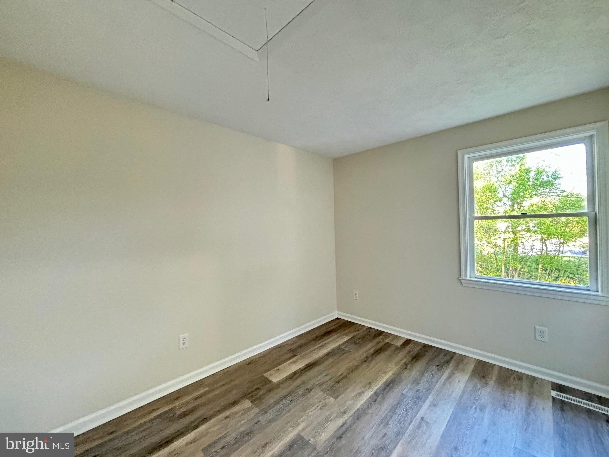 POTOMAC HEIGHTS - Residential