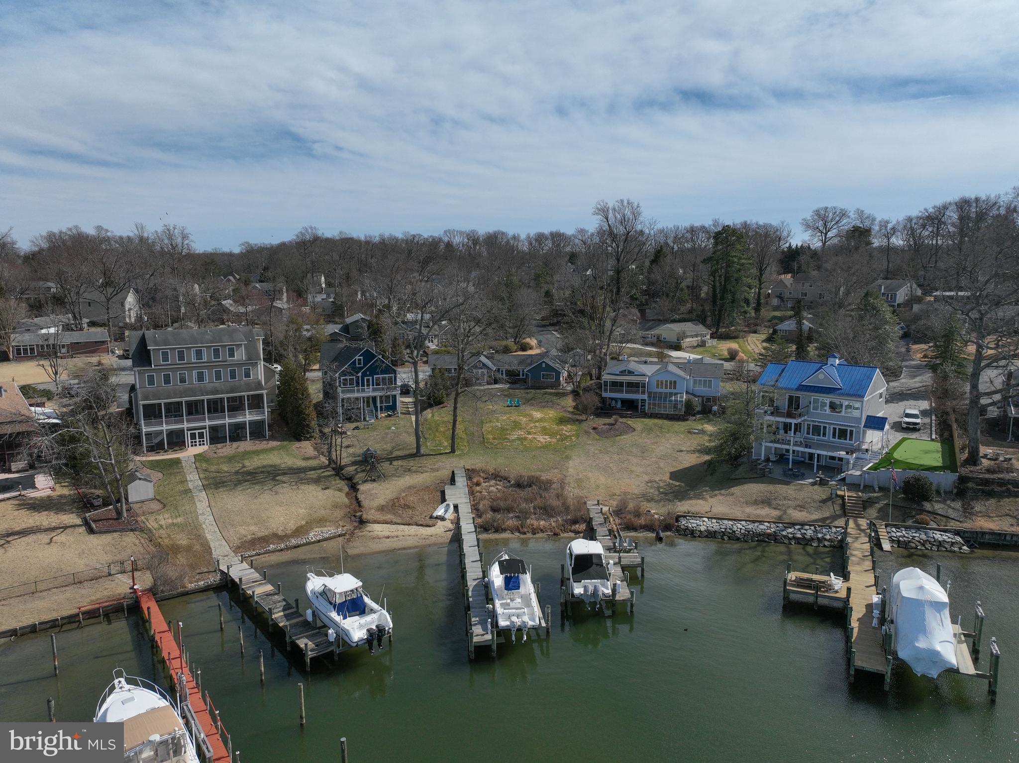 LOCH HAVEN - Residential