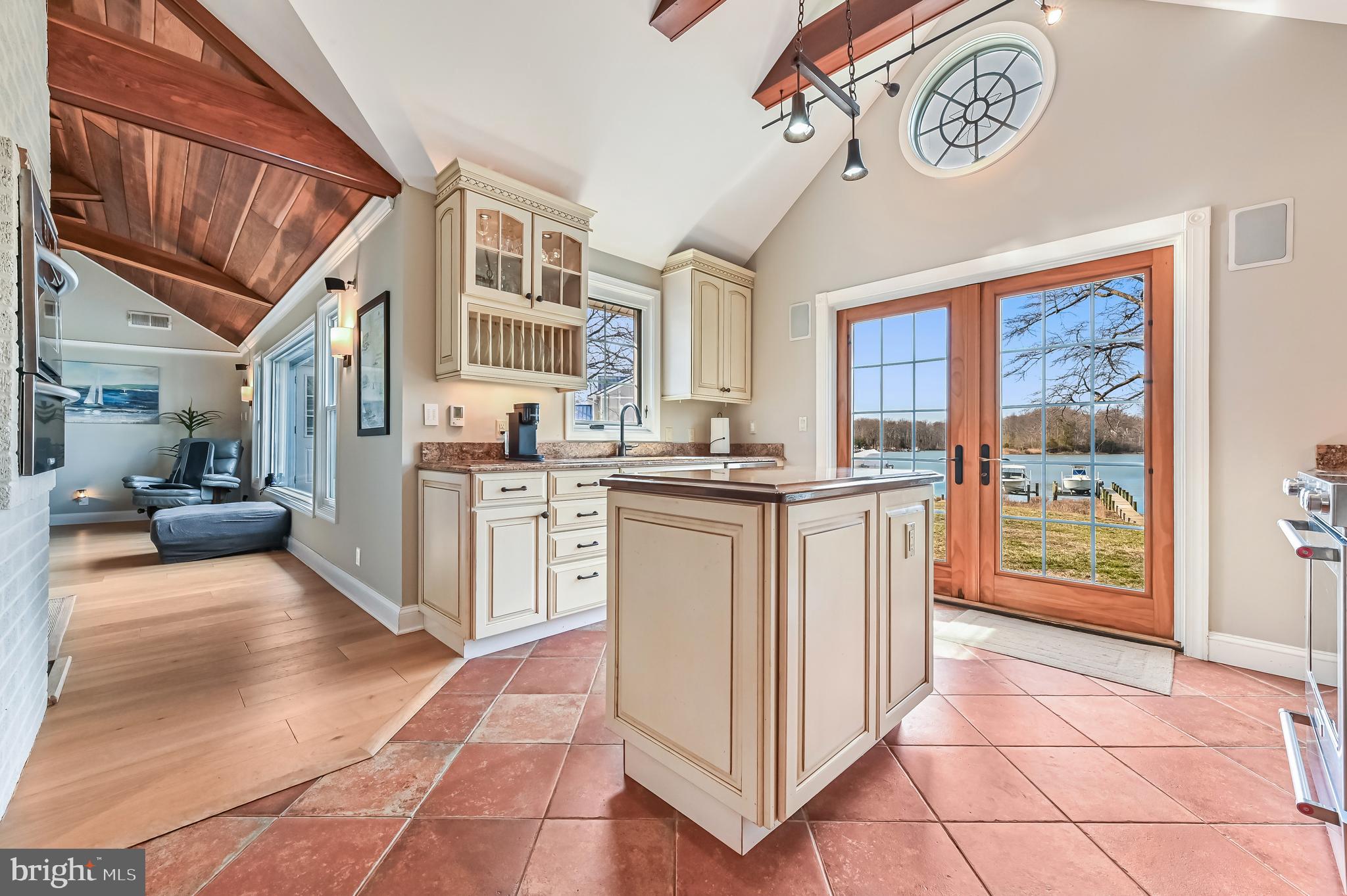 LOCH HAVEN - Residential