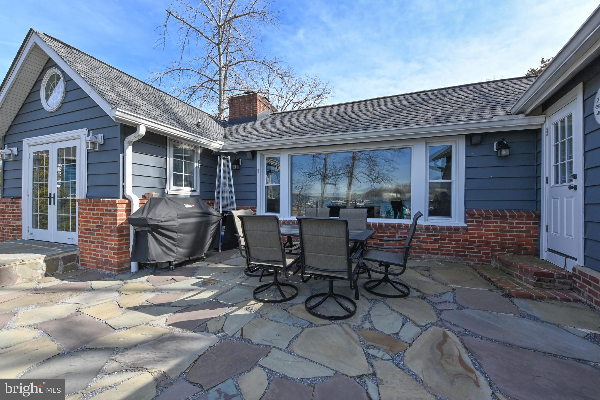 LOCH HAVEN - Residential