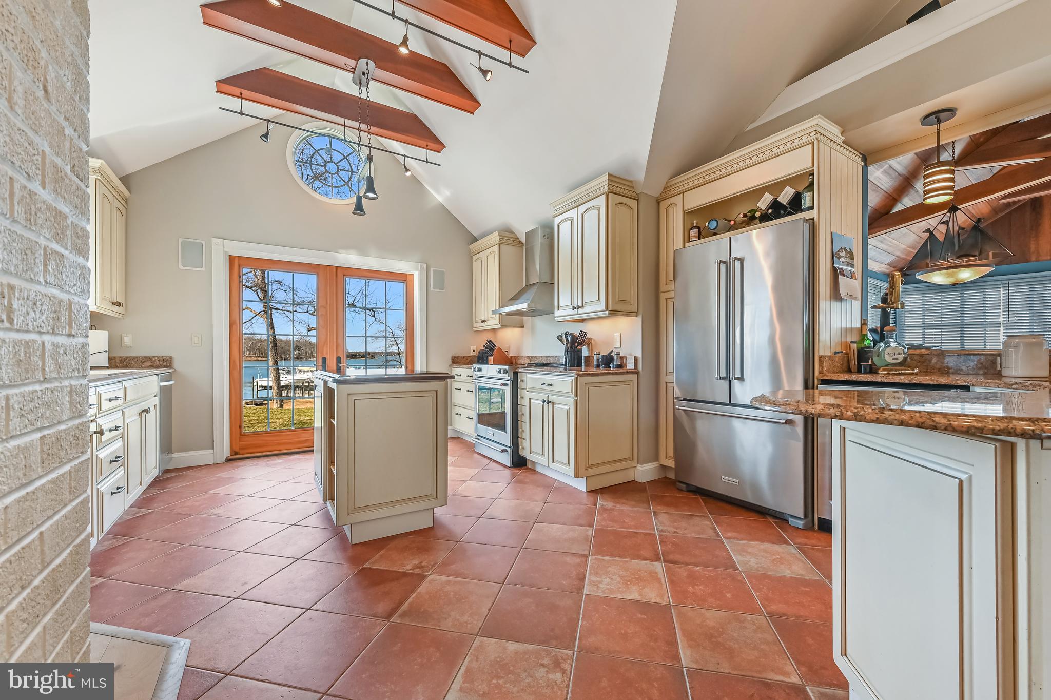 LOCH HAVEN - Residential